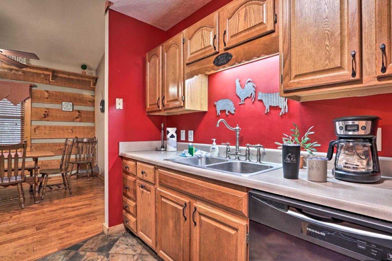 Pigeon Forge Cabin With Hot Tub, 12 Mi To Dollywood! Luaran gambar